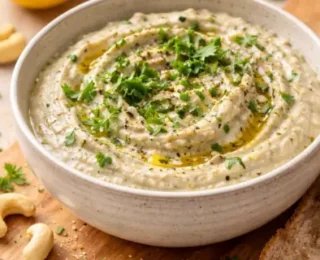 Pasta de Castanhas com Ervas: Lanche Saud&aacute;vel, Natural e Cremoso